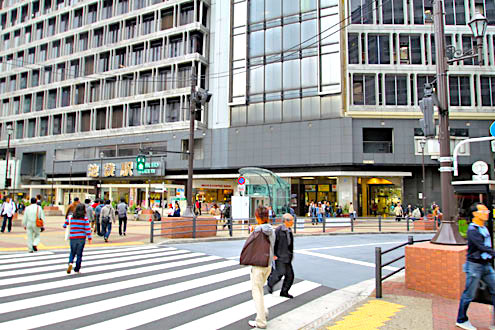 池袋駅西口